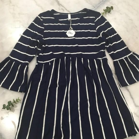 Pinkblush Tops - NWT pinkblush maternity shirt